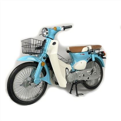 110CC Essence Powered Vintage Style Moto